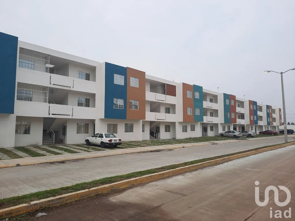 Departamento en Venta en Residencial del Bosque Segunda Sección, Veracruz, Veracruz de Ignacio de la Llave | NEX-285914 | iad México | Foto 2 de 12