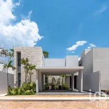 NEX-292604 - Casa en Venta, con 3 recamaras, con 3 baños, con 270 m2 de construcción en Bali, CP 77718, Quintana Roo.