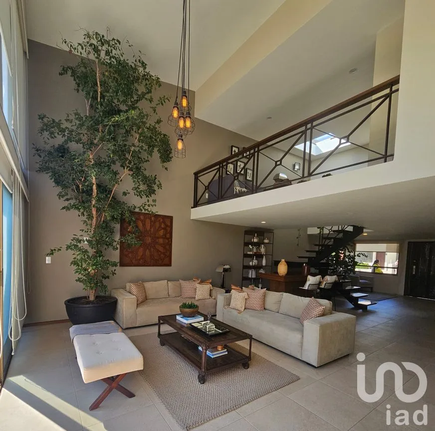 Casa en Venta en San Andrés Ocotlán, Calimaya, México | NEX-286557 | iad México | Foto 1 de 17