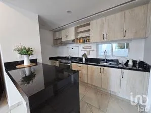 NEX-297090 - Departamento en Venta, con 2 recamaras, con 2 baños, con 82 m2 de construcción en El Calvario la Merced, CP 52006, México.