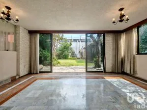 NEX-286112 - Casa en Venta, con 4 recamaras, con 4 baños, con 517 m2 de construcción en Del Valle Norte, CP 03103, Ciudad de México.