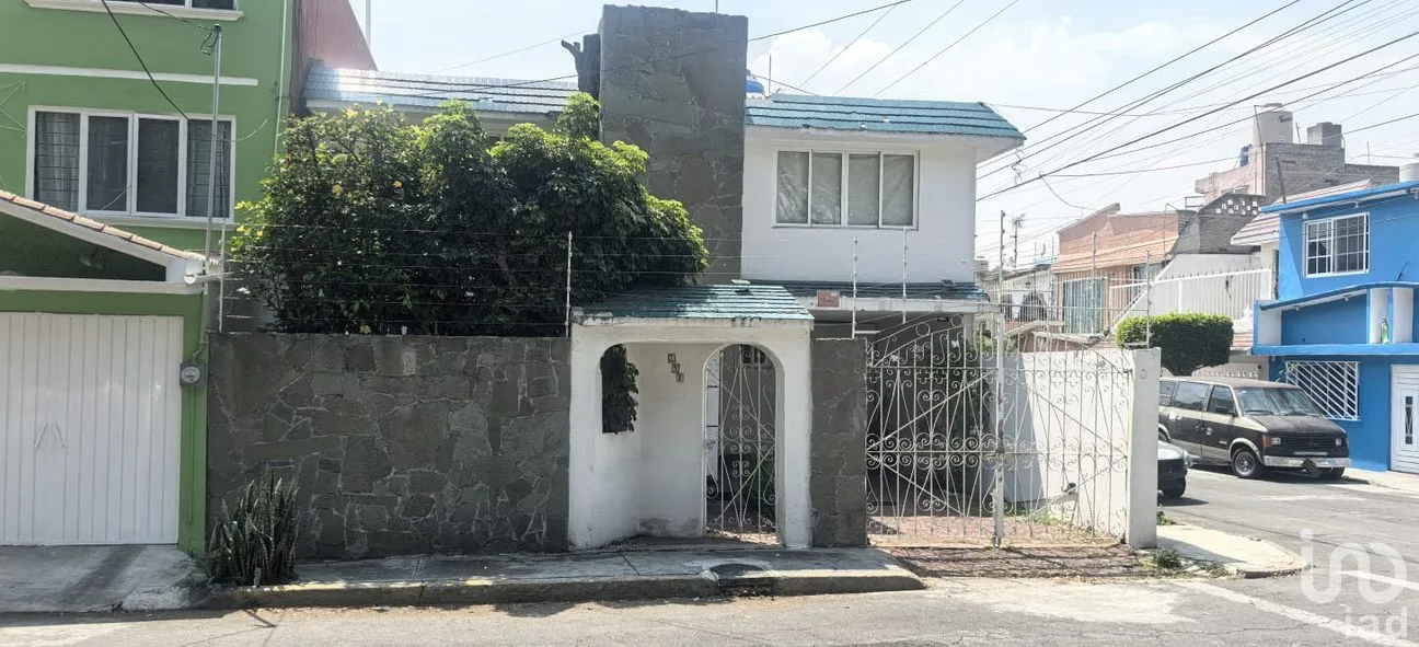 Casa en Venta en San Juan de Aragón VI Sección, Gustavo A. Madero, Ciudad de México | NEX-287324 | iad México | Foto 1 de 12