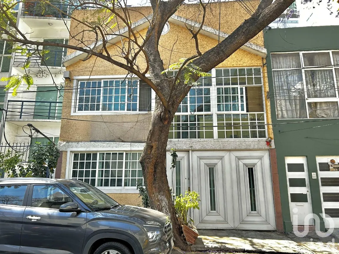 Casa en Venta en Del Valle Norte, Benito Juárez, Ciudad de México | NEX-290874 | iad México | Foto 1 de 62