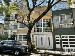 NEX-290874 - Casa en Venta, con 5 recamaras, con 5 baños, con 413 m2 de construcción en Del Valle Norte, CP 03103, Ciudad de México.
