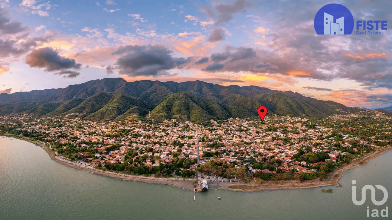 Edificio en Venta en Ajijic Centro, Chapala, Jalisco | NEX-294352 | iad México | Foto 2 de 24