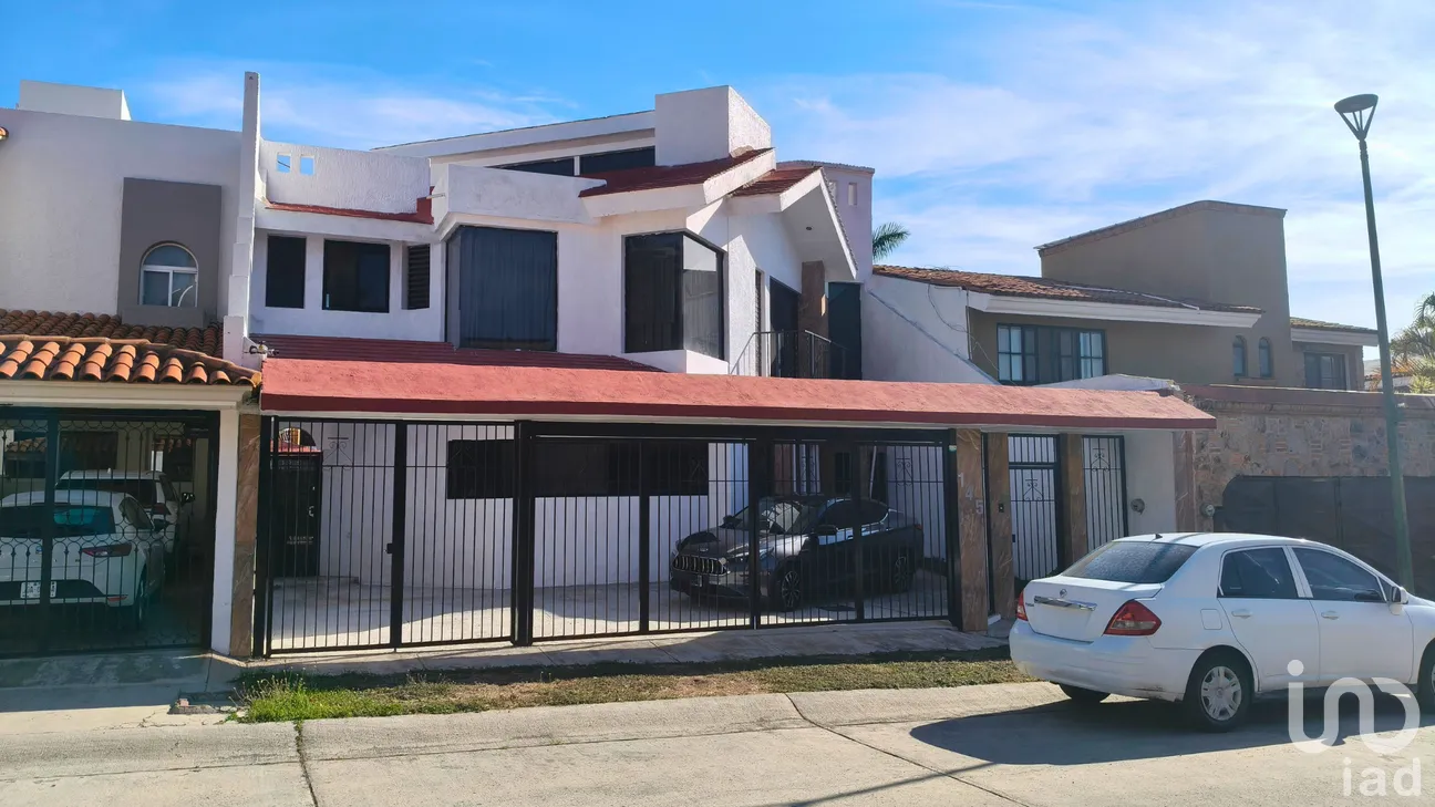 Casa en Venta en El Palomar, Tlajomulco de Zúñiga, Jalisco | NEX-296526 | iad México | Foto 1 de 22