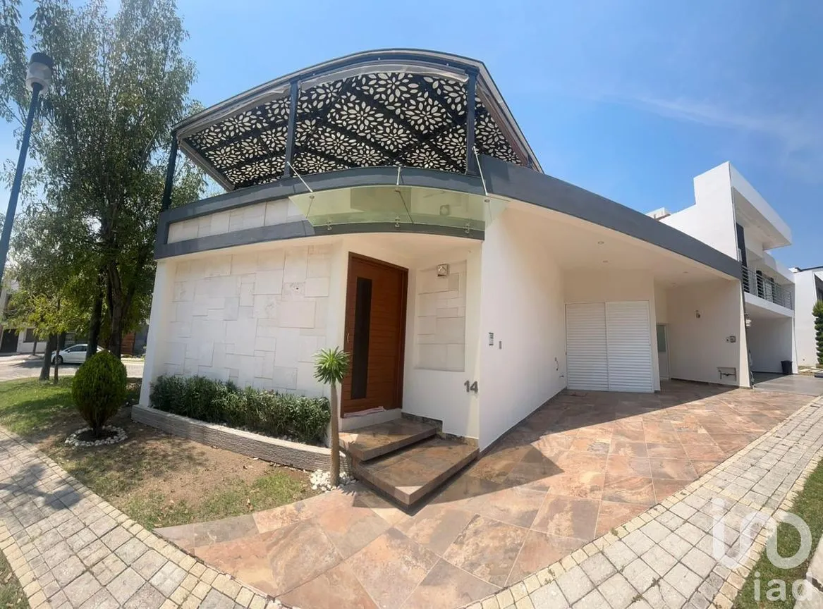 Casa en Venta en Lomas de Angelópolis, San Andrés Cholula, Puebla | NEX-294159 | iad México | Foto 1 de 15