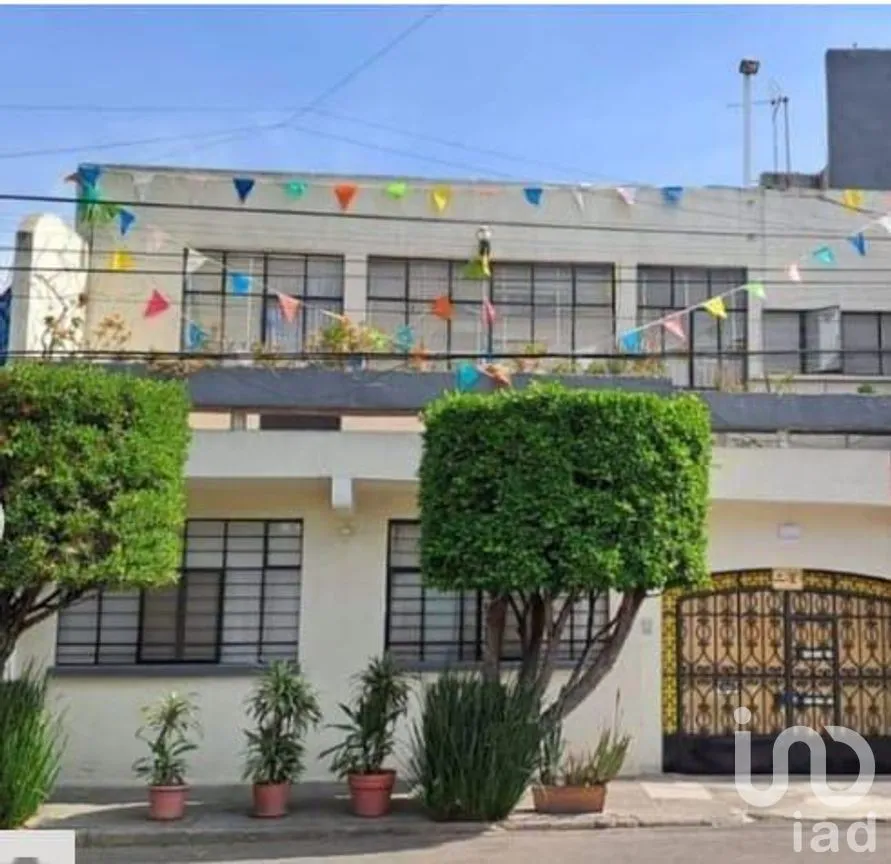 Casa en Venta en Clavería, Azcapotzalco, Ciudad de México | NEX-286915 | iad México | Foto 1 de 20