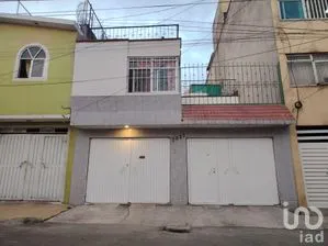 NEX-292696 - Casa en Venta, con 4 recamaras, con 3 baños, con 226 m2 de construcción en Salvador Díaz Mirón, CP 07400, Ciudad de México.