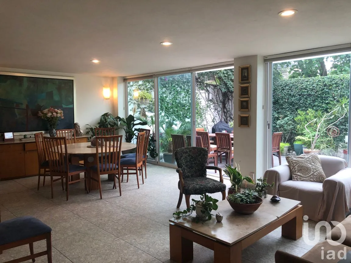 Casa en Venta en Las Águilas, Álvaro Obregón, Ciudad de México | NEX-294082 | iad México | Foto 2 de 19