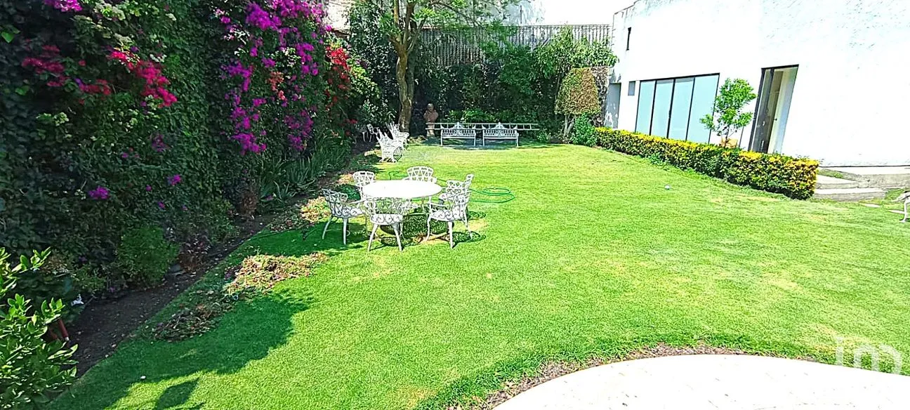 Casa en Venta en Jardines del Pedregal, Álvaro Obregón, Ciudad de México | NEX-295850 | iad México | Foto 2 de 20