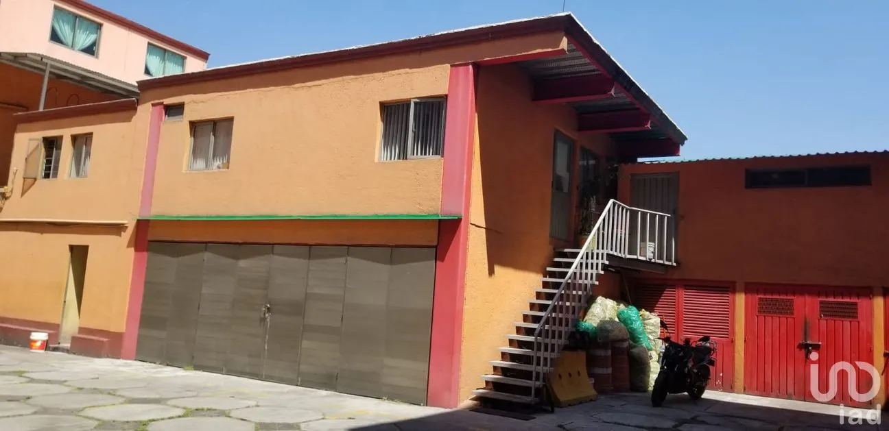 Casa en Venta en Centro de Azcapotzalco, Azcapotzalco, Ciudad de México | NEX-295889 | iad México | Foto 2 de 27