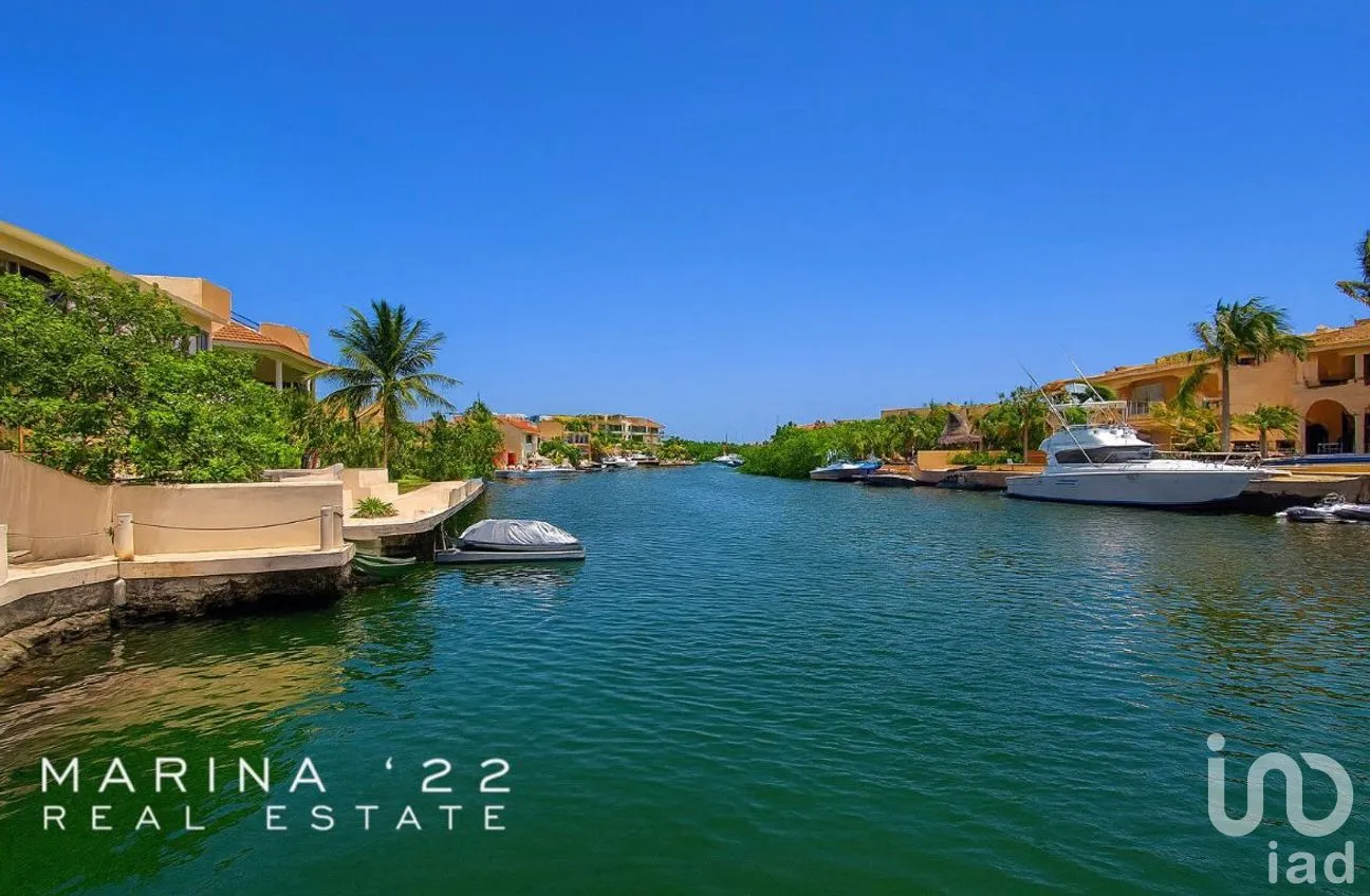 Casa en Venta en Puerto Aventuras, Solidaridad, Quintana Roo | NEX-293511 | iad México | Foto 2 de 15