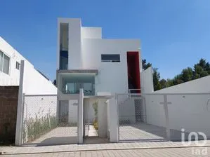 NEX-289676 - Departamento en Venta, con 2 recamaras, con 2 baños, con 189 m2 de construcción en Santiago Momoxpan, CP 72775, Puebla.