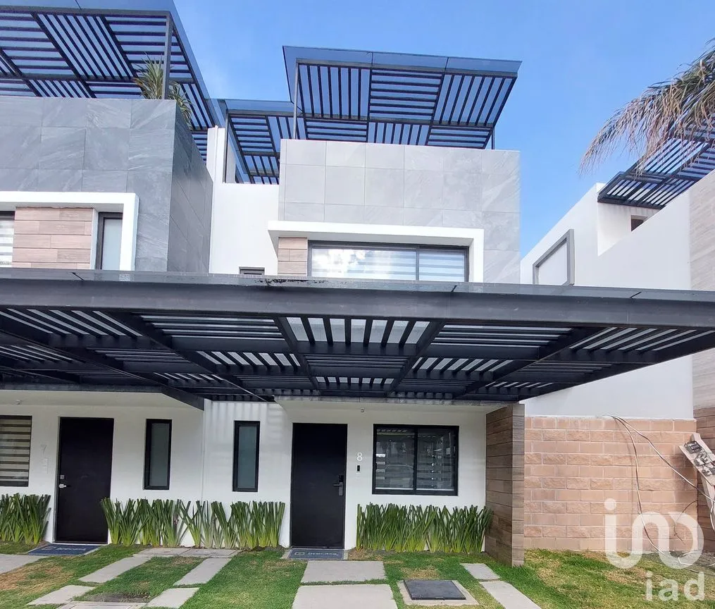 Casa en Venta en Santa Clara Ocoyucan, Ocoyucan, Puebla | NEX-292135 | iad México | Foto 1 de 17