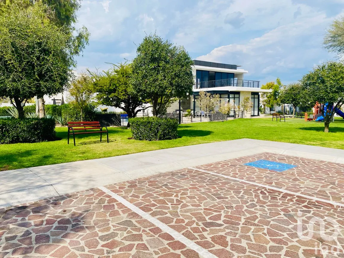 Casa en Venta en Zákia, El Marqués, Querétaro | NEX-286911 | iad México | Foto 1 de 17