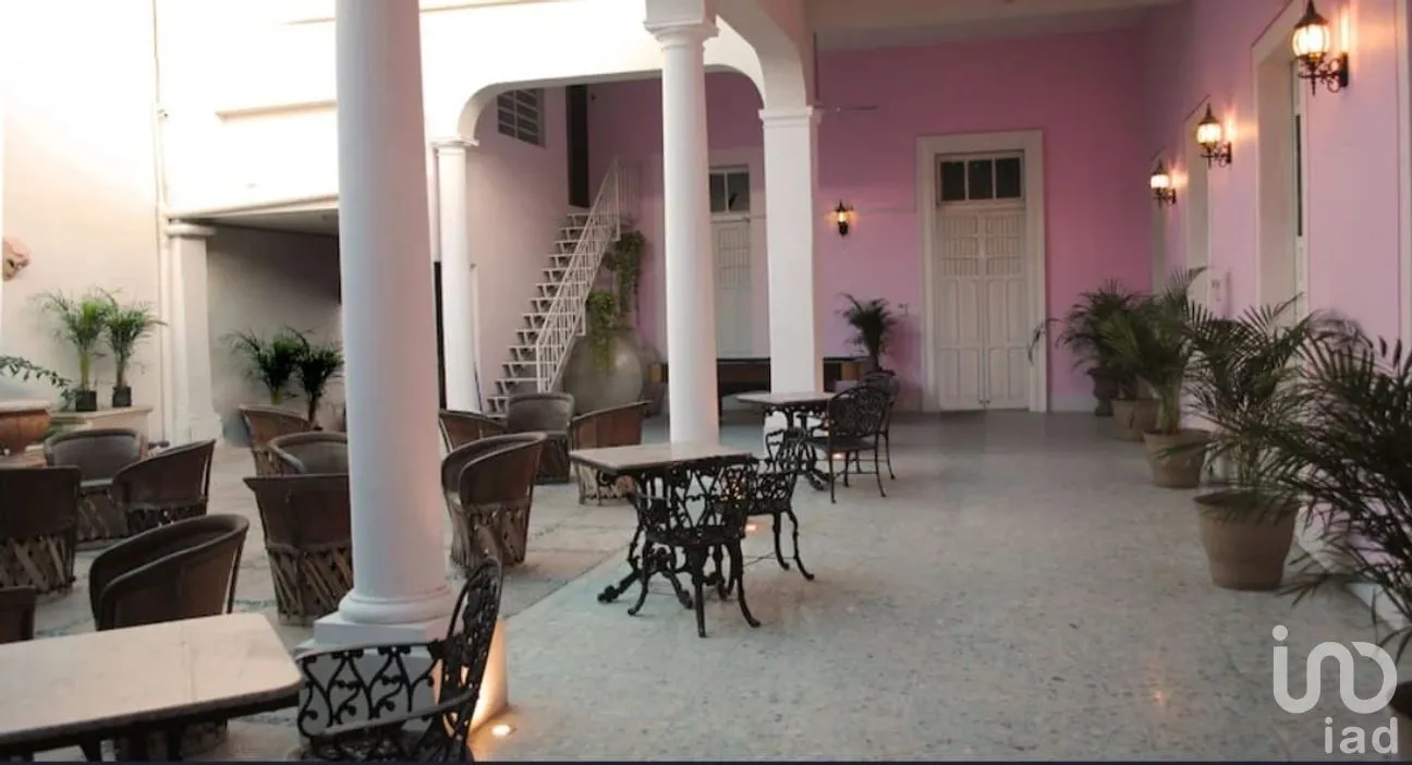 Casa en Venta en 5 Colonias, Mérida, Yucatán | NEX-292646 | iad México | Foto 3 de 13