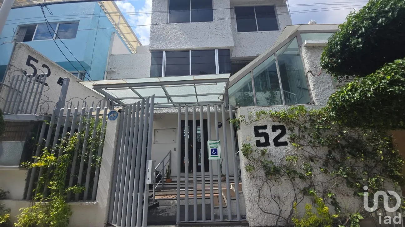 Edificio en Venta en Ciudad Satélite, Naucalpan de Juárez, México | NEX-287819 | iad México | Foto 1 de 23