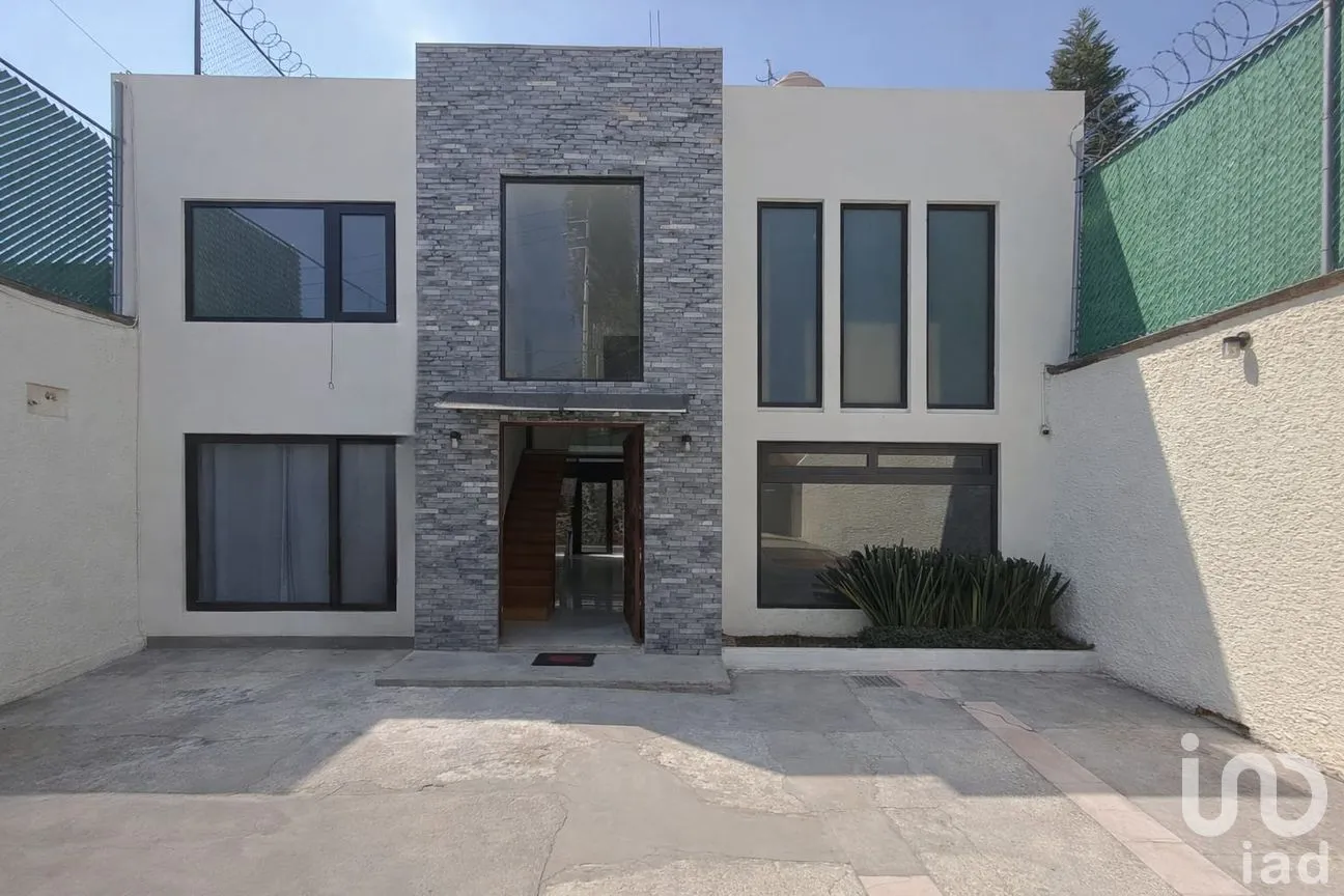 Casa en Renta en San Jerónimo Lídice, La Magdalena Contreras, Ciudad de México | NEX-294160 | iad México | Foto 1 de 44