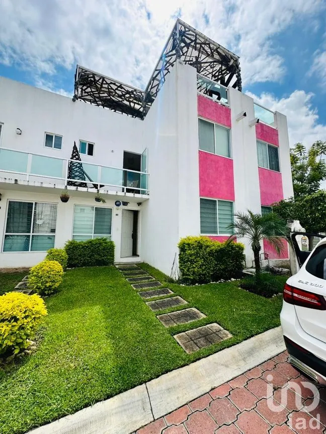 Casa en Renta en Tlatenchi, Jojutla, Morelos | NEX-298619 | iad México | Foto 1 de 19