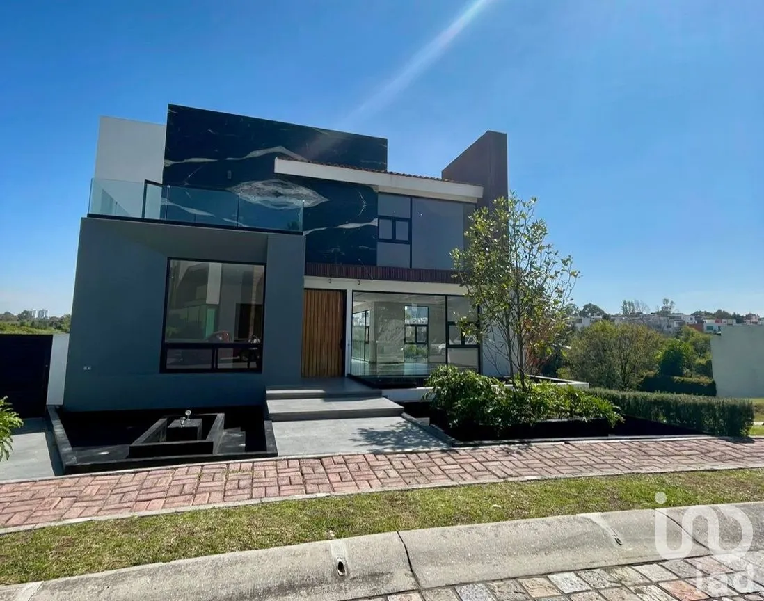 Casa en Venta en La Vista Contry Club, San Andrés Cholula, Puebla | NEX-289656 | iad México | Foto 1 de 12