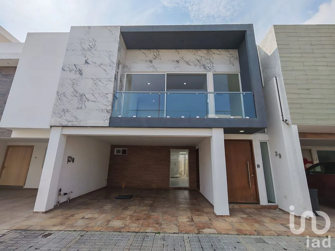 Casa en Venta en Lomas de Angelópolis, San Andrés Cholula, Puebla | NEX-291110 | iad México | Foto 2 de 13