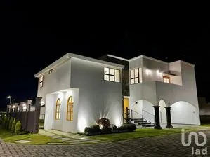NEX-291328 - Casa en Venta, con 3 recamaras, con 3 baños, con 300 m2 de construcción en Santa Cruz Tehuixpango, CP 74367, Puebla.