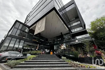 NEX-291987 - Oficina en Renta, con 3 baños, con 246 m2 de construcción en Providencia, CP 44630, Jalisco.
