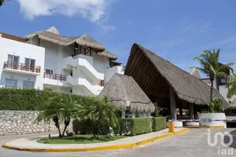 NEX-303824 - Departamento en Venta, con 2 recamaras, con 2 baños, con 130 m2 de construcción.
