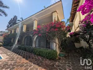 NEX-293656 - Casa en Venta, con 4 recamaras, con 3 baños, con 643 m2 de construcción en Palmira Tinguindin, CP 62490, Morelos.