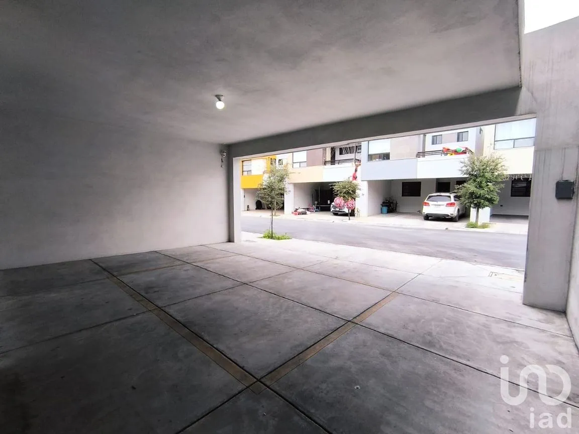 Casa en Venta en Cumbres Toscana, García, Nuevo León | NEX-290924 | iad México | Foto 2 de 19
