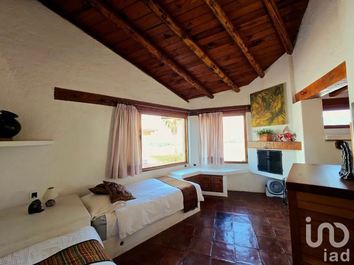 Casa en Venta en La Peña, Valle de Bravo, México | NEX-293406 | iad México | Foto 18 de 20