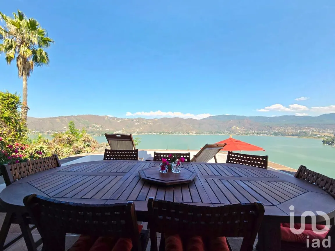 Casa en Venta en La Peña, Valle de Bravo, México | NEX-293406 | iad México | Foto 6 de 20