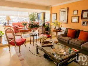 NEX-298828 - Departamento en Venta, con 2 recamaras, con 2 baños, con 244 m2 de construcción.