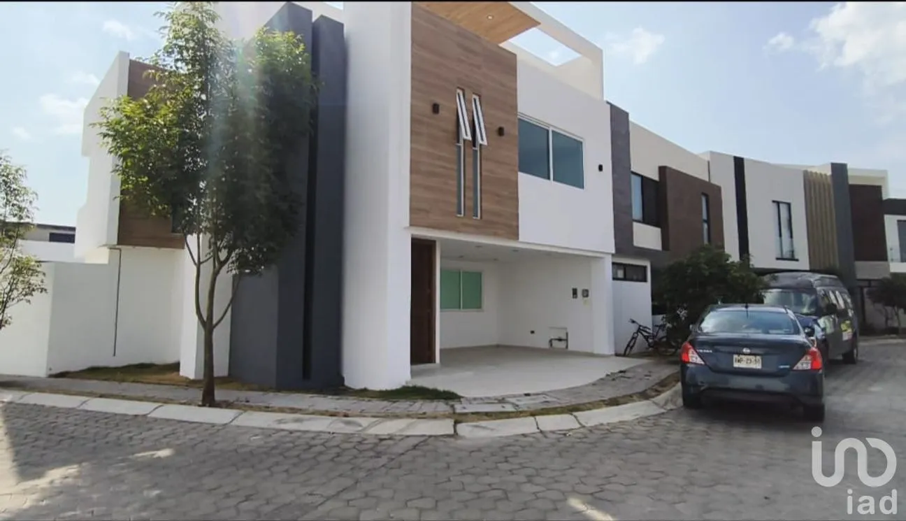 Casa en Venta en Santa Clara Ocoyucan, Ocoyucan, Puebla | NEX-292133 | iad México | Foto 1 de 24