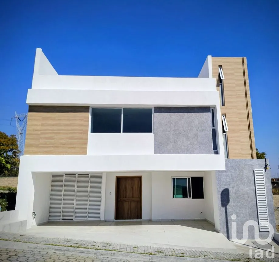Casa en Venta en Santa Clara Ocoyucan, Ocoyucan, Puebla | NEX-292137 | iad México | Foto 1 de 25