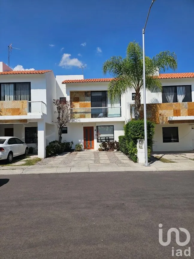 Casa en Venta en Valle de Juriquilla, Querétaro, Querétaro | NEX-292757 | iad México | Foto 2 de 15