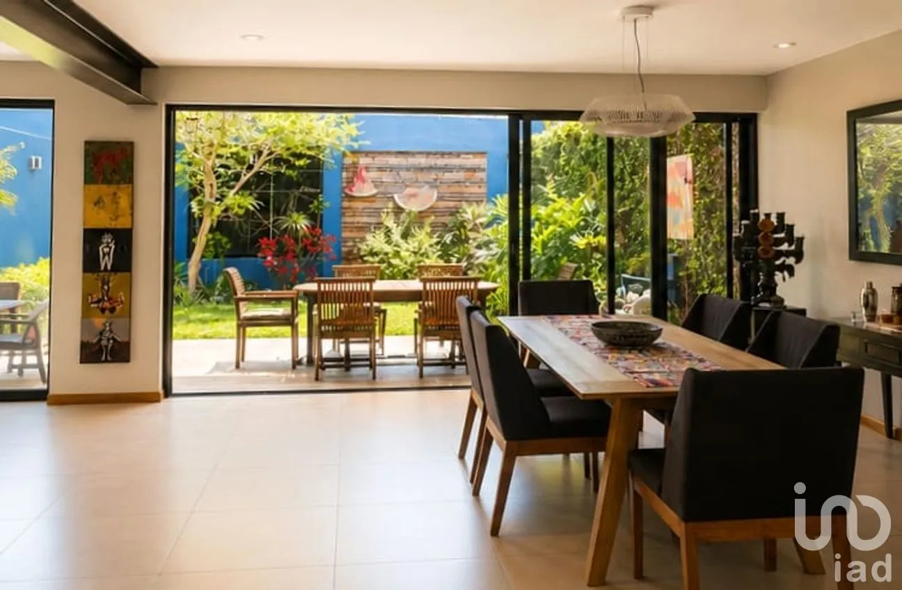 Casa en Venta en Jardines del Bosque Norte, Guadalajara, Jalisco | NEX-304144 | iad México | Foto 2 de 15
