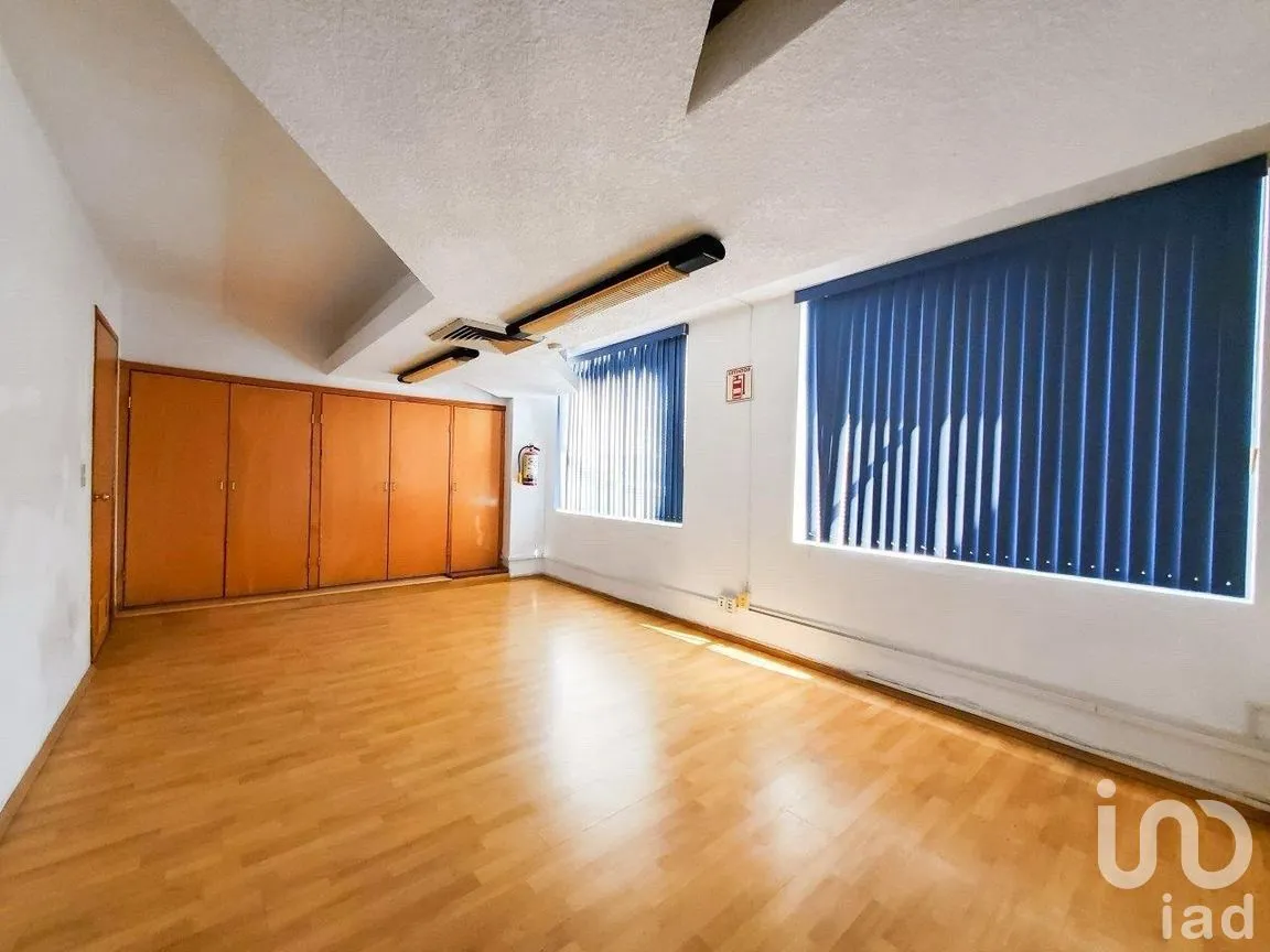 Edificio en Venta en Jardines del Bosque Norte, Guadalajara, Jalisco | NEX-295768 | iad México | Foto 17 de 17