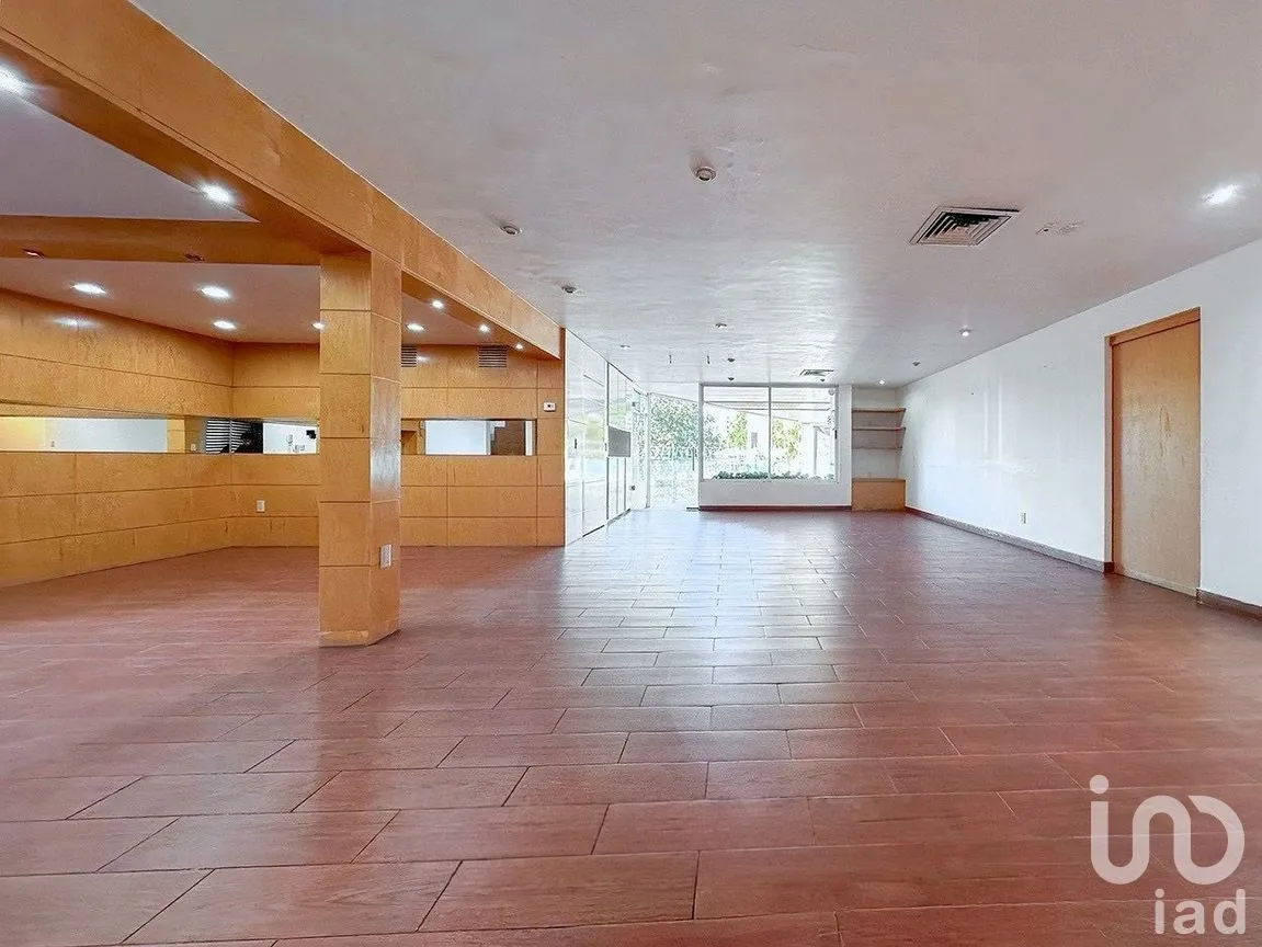 Edificio en Venta en Jardines del Bosque Norte, Guadalajara, Jalisco | NEX-295768 | iad México | Foto 9 de 17