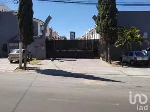 NEX-296032 - Casa en Venta, con 3 recamaras, con 2 baños, con 159 m2 de construcción.