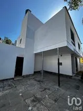 NEX-296366 - Casa en Venta, con 13 recamaras, con 9 baños, con 400 m2 de construcción.