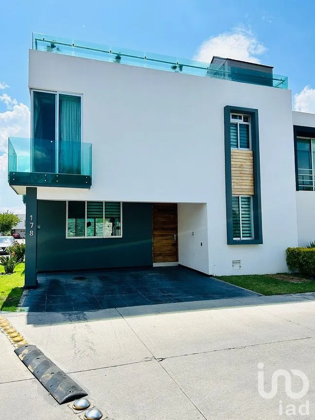 Casa en Venta en Solares, Zapopan, Jalisco | NEX-300785 | iad México | Foto 2 de 25