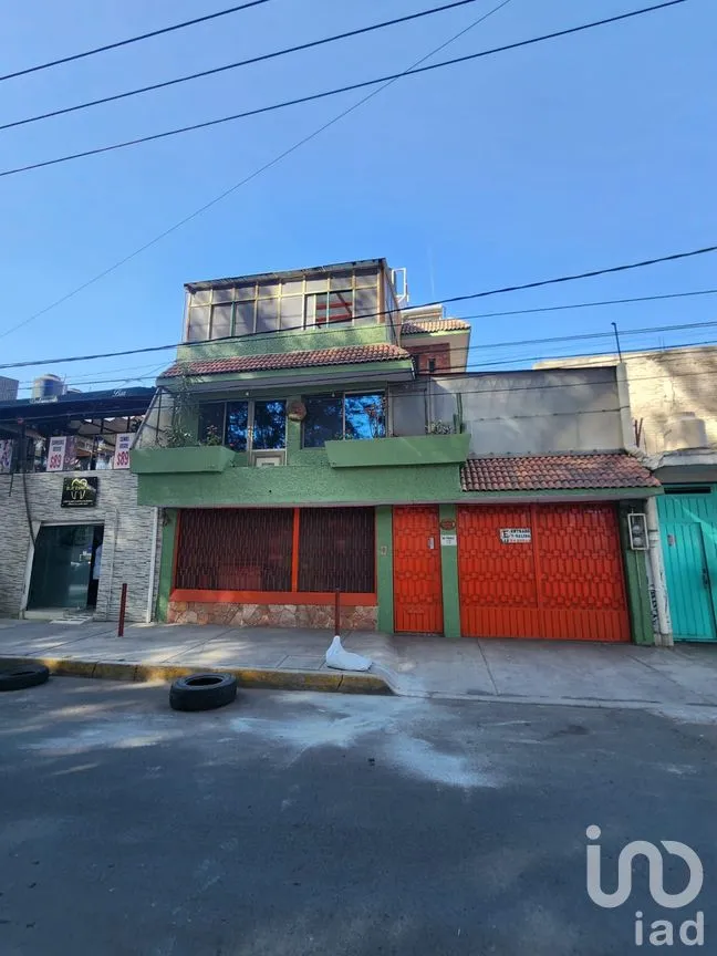 Casa en Venta en Los Reyes Acaquilpan Centro, La Paz, México | NEX-294456 | iad México | Foto 1 de 13