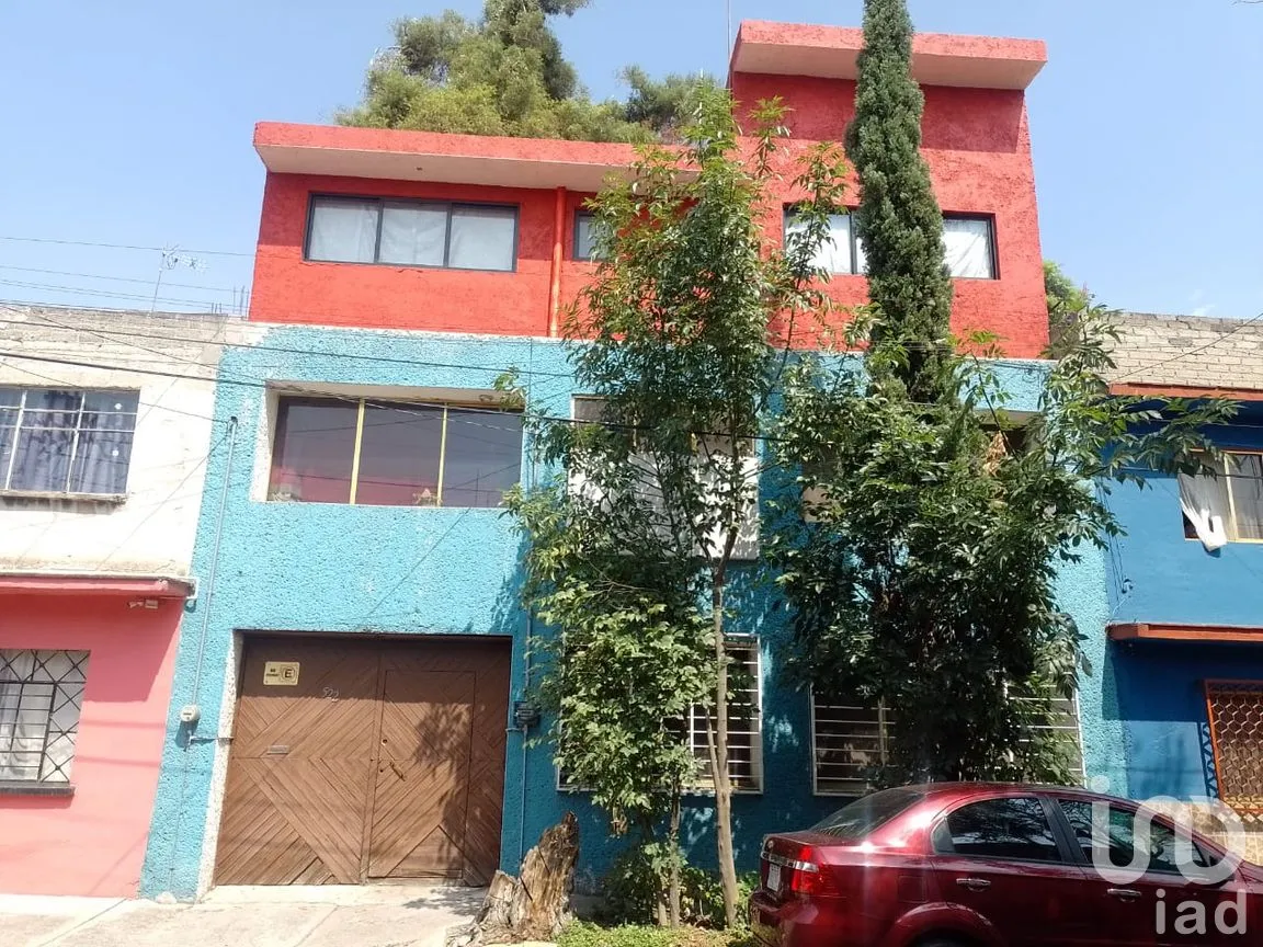 Casa en Venta en Sector Popular, Iztapalapa, Ciudad de México | NEX-294749 | iad México | Foto 1 de 22