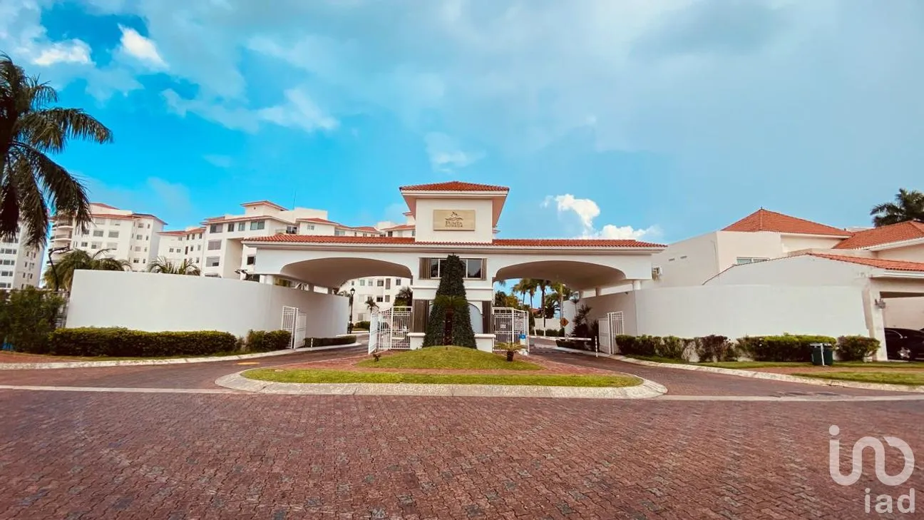 Departamento en Renta en Zona Hotelera, Benito Juárez, Quintana Roo | NEX-296609 | iad México | Foto 1 de 23