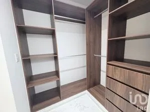 NEX-302148 - Departamento en Venta, con 2 recamaras, con 2 baños, con 87 m2 de construcción.