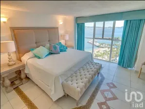 NEX-294201 - Casa en Venta, con 6 recamaras, con 5 baños, con 800 m2 de construcción en Península de Santiago, CP 28867, Colima.
