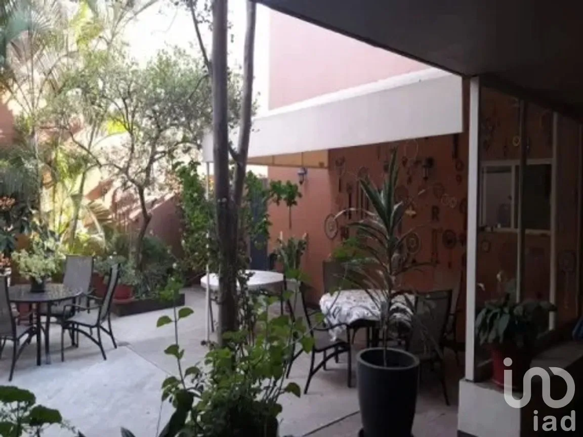 Casa en Venta en Jardines del Bosque Norte, Guadalajara, Jalisco | NEX-295219 | iad México | Foto 3 de 12