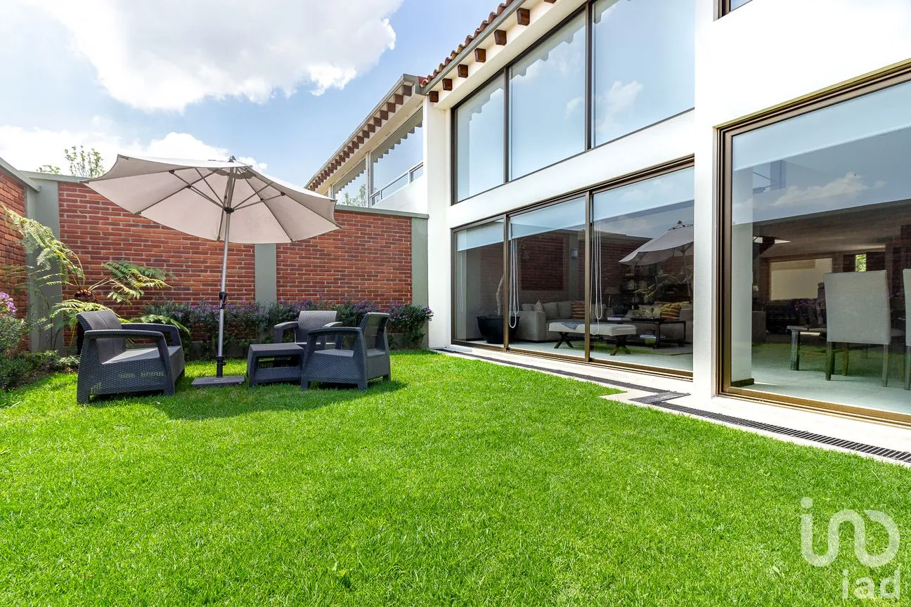 Casa en Venta en Lomas Virreyes, Calimaya, México | NEX-294793 | iad México | Foto 1 de 12